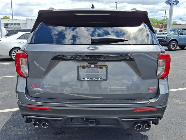 Certified 2023 Ford Explorer ST w/ Equipment Group 401A image 3