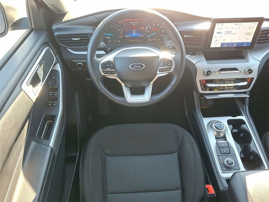 Certified 2023 Ford Explorer XLT image 26