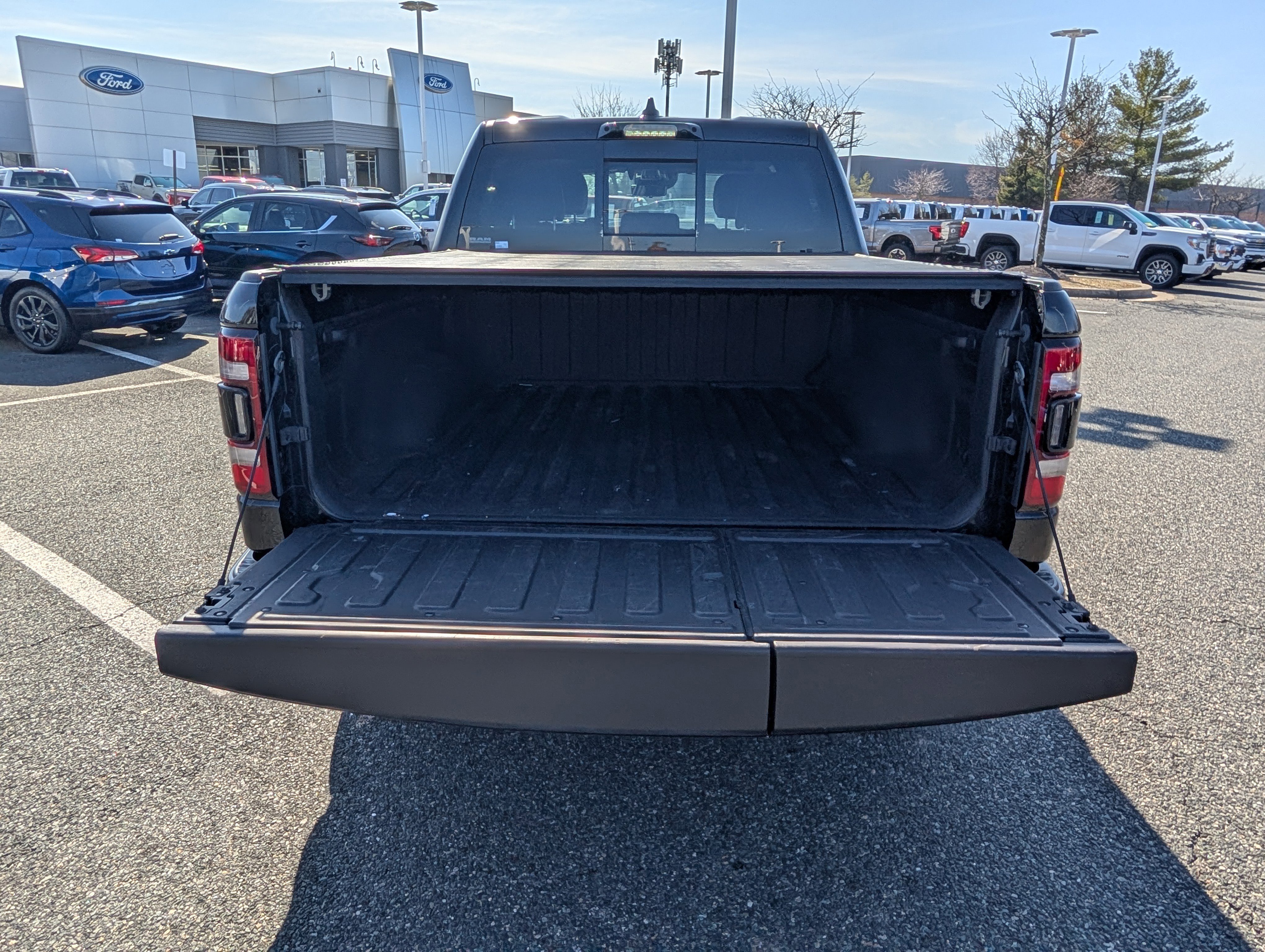 Used 2021 RAM 1500 Limited w/ Night Edition image 12