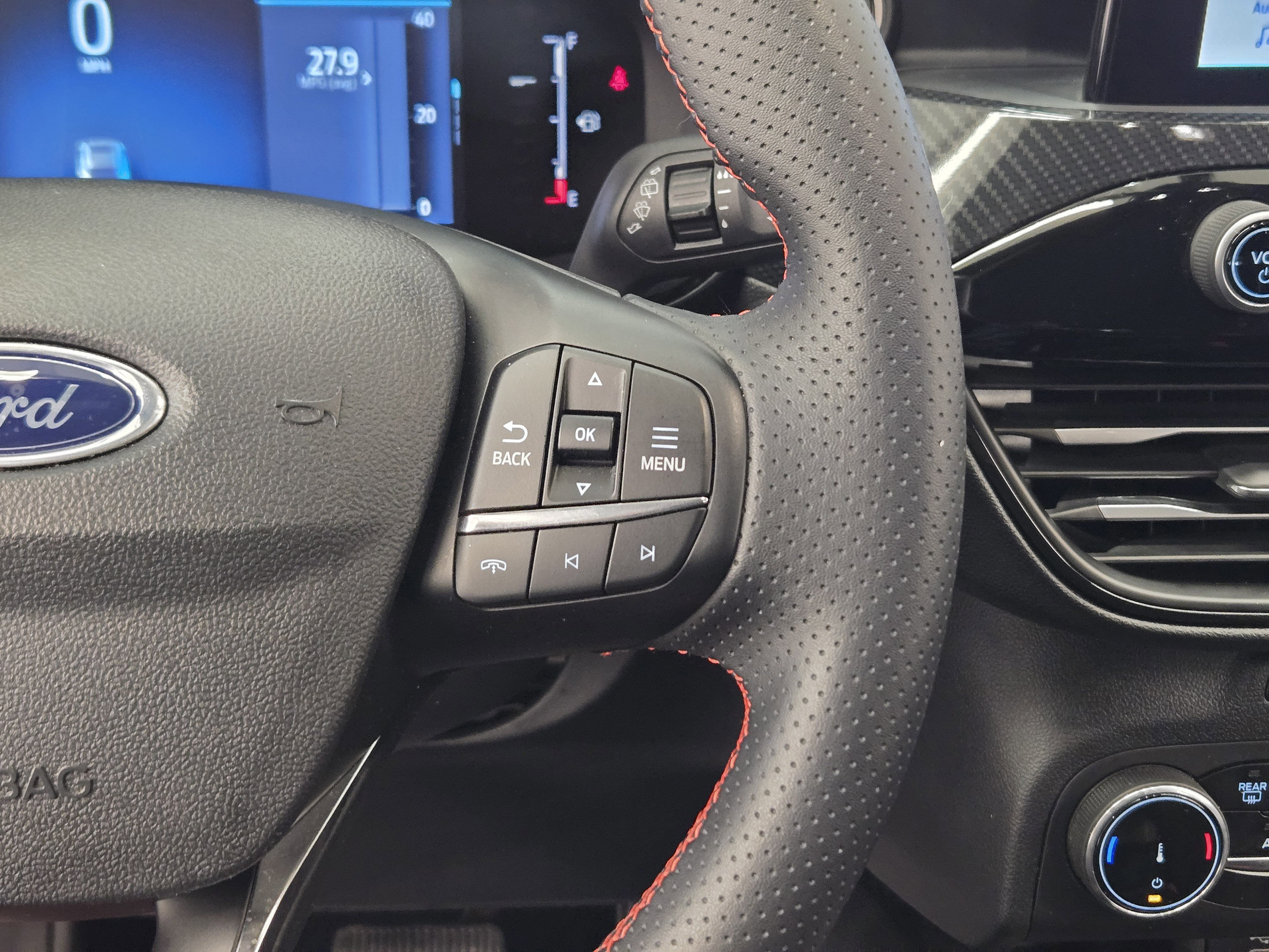 Certified 2025 Ford Escape ST-Line image 28