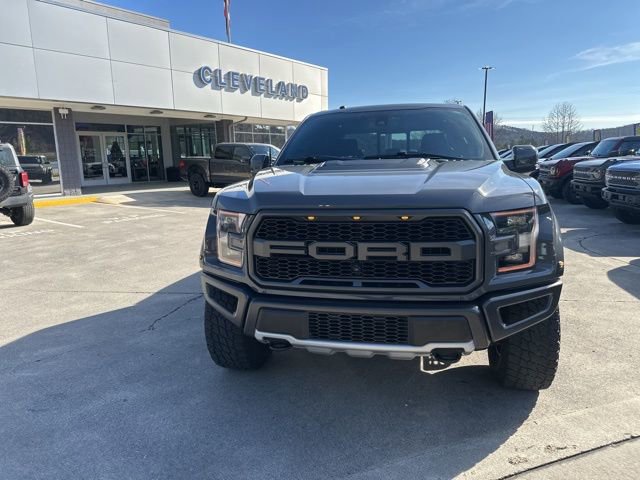 Certified 2018 Ford F150 Raptor w/ Equipment Group 802A Luxury image 4