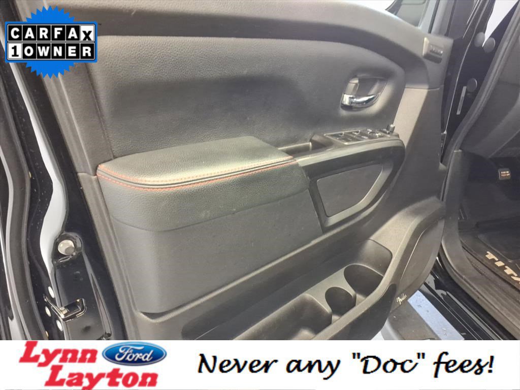 Used 2021 Nissan Titan PRO-4X w/ Pro-4x Convenience Package image 11