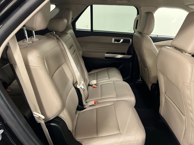 Certified 2023 Ford Explorer XLT w/ Equipment Group 202A image 7