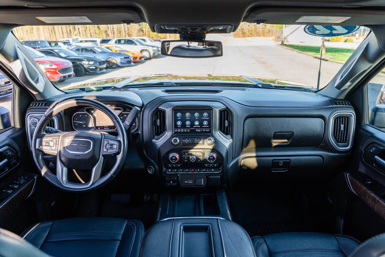 Used 2022 GMC Sierra 2500 Denali image 26