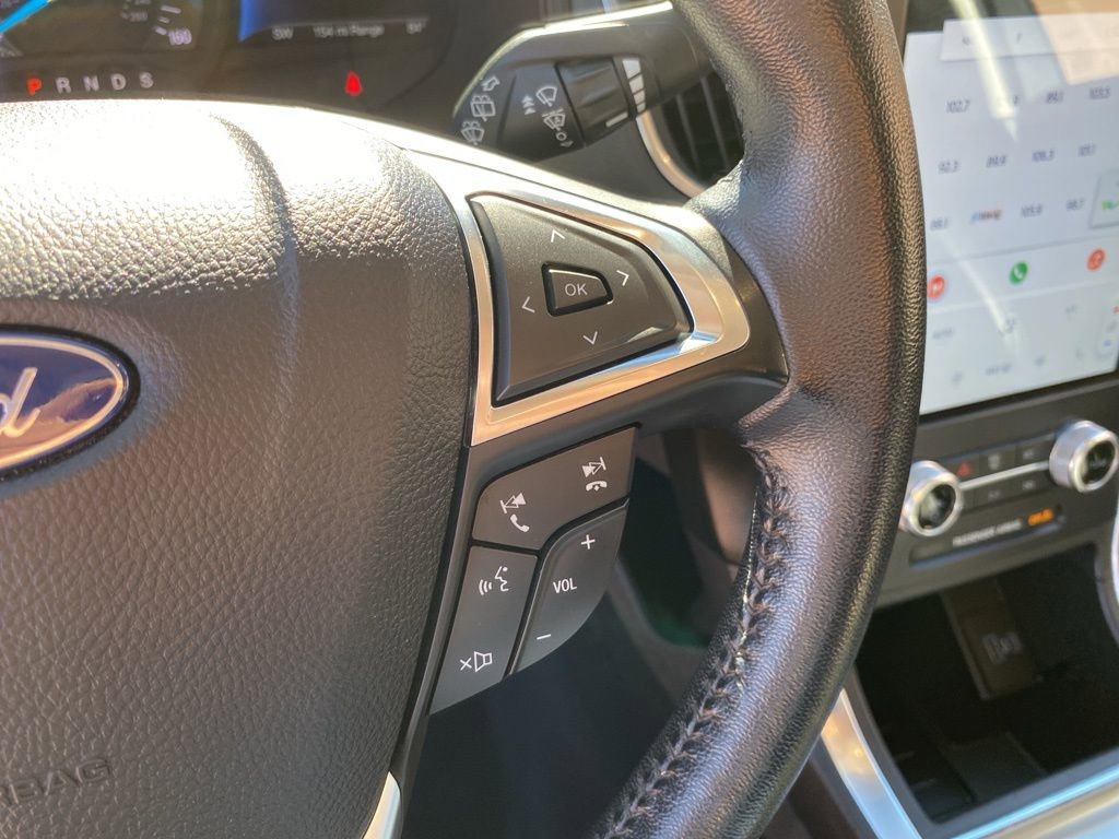 Certified 2022 Ford Edge Titanium image 27