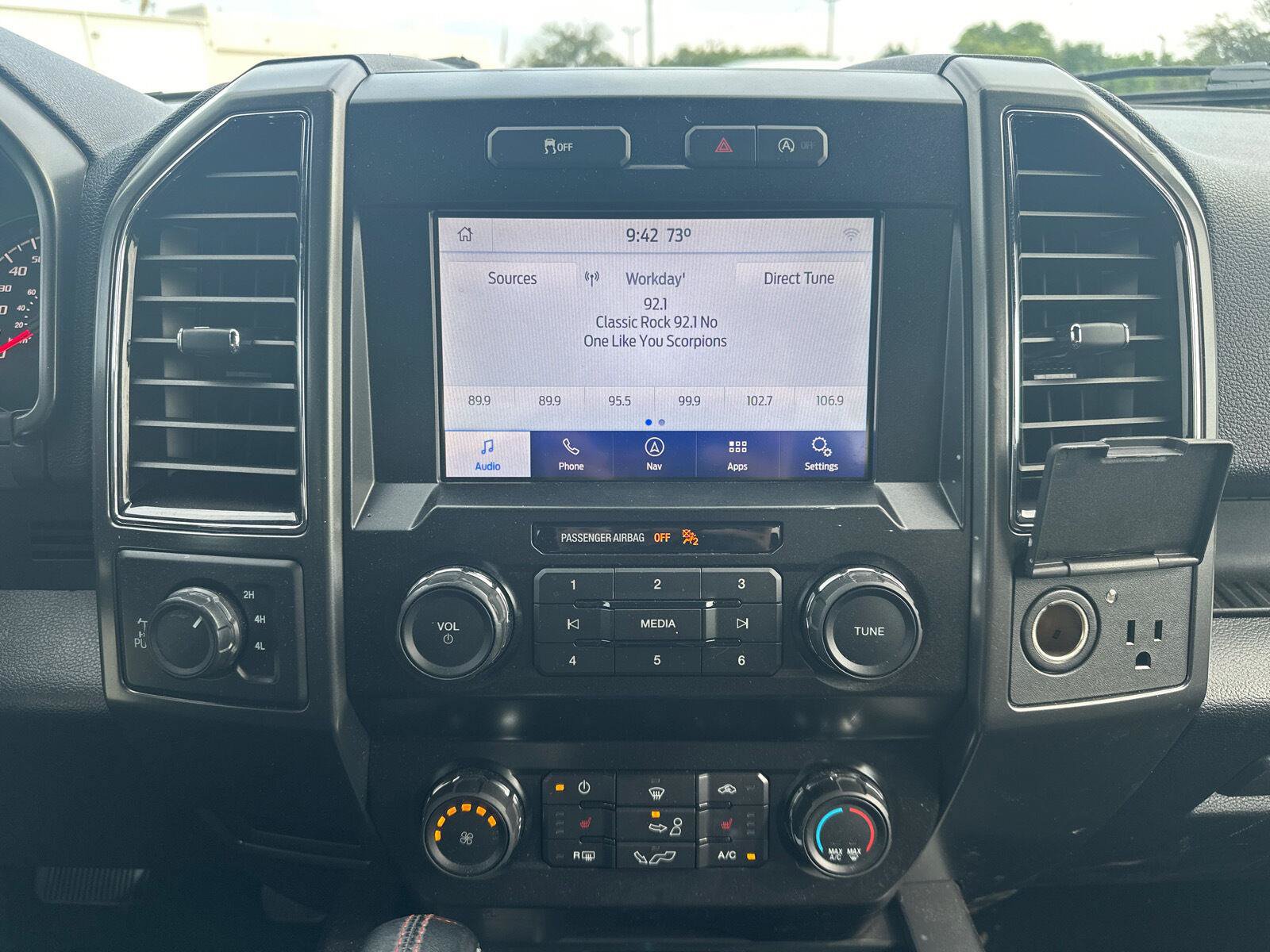 Certified 2020 Ford F150 XLT w/ Equipment Group 302A Luxury AWD/4WD image 8