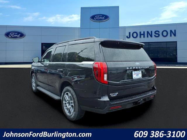 Certified 2025 Ford Expedition Active AWD/4WD image 6