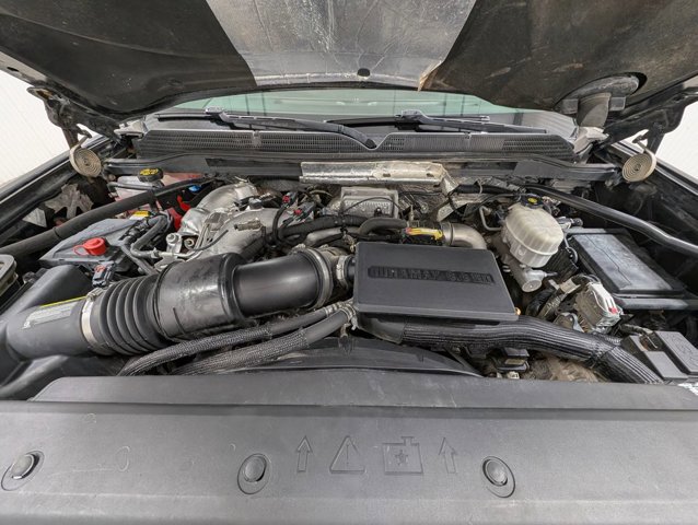 Used 2018 GMC Sierra 2500 Denali w/ Duramax Plus Package AWD/4WD image 26