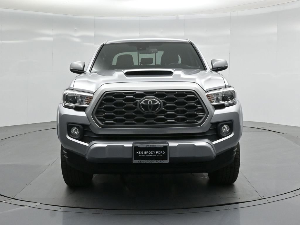 Used 2021 Toyota Tacoma TRD Sport w/ Technology Package image 30