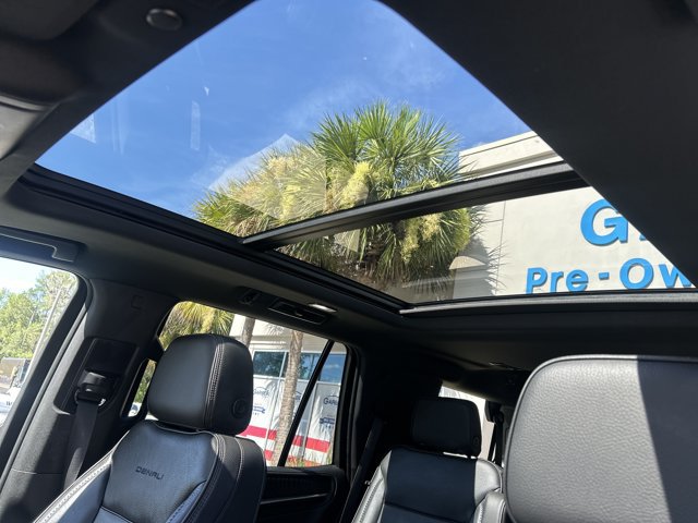 Used 2022 GMC Yukon Denali AWD/4WD image 22