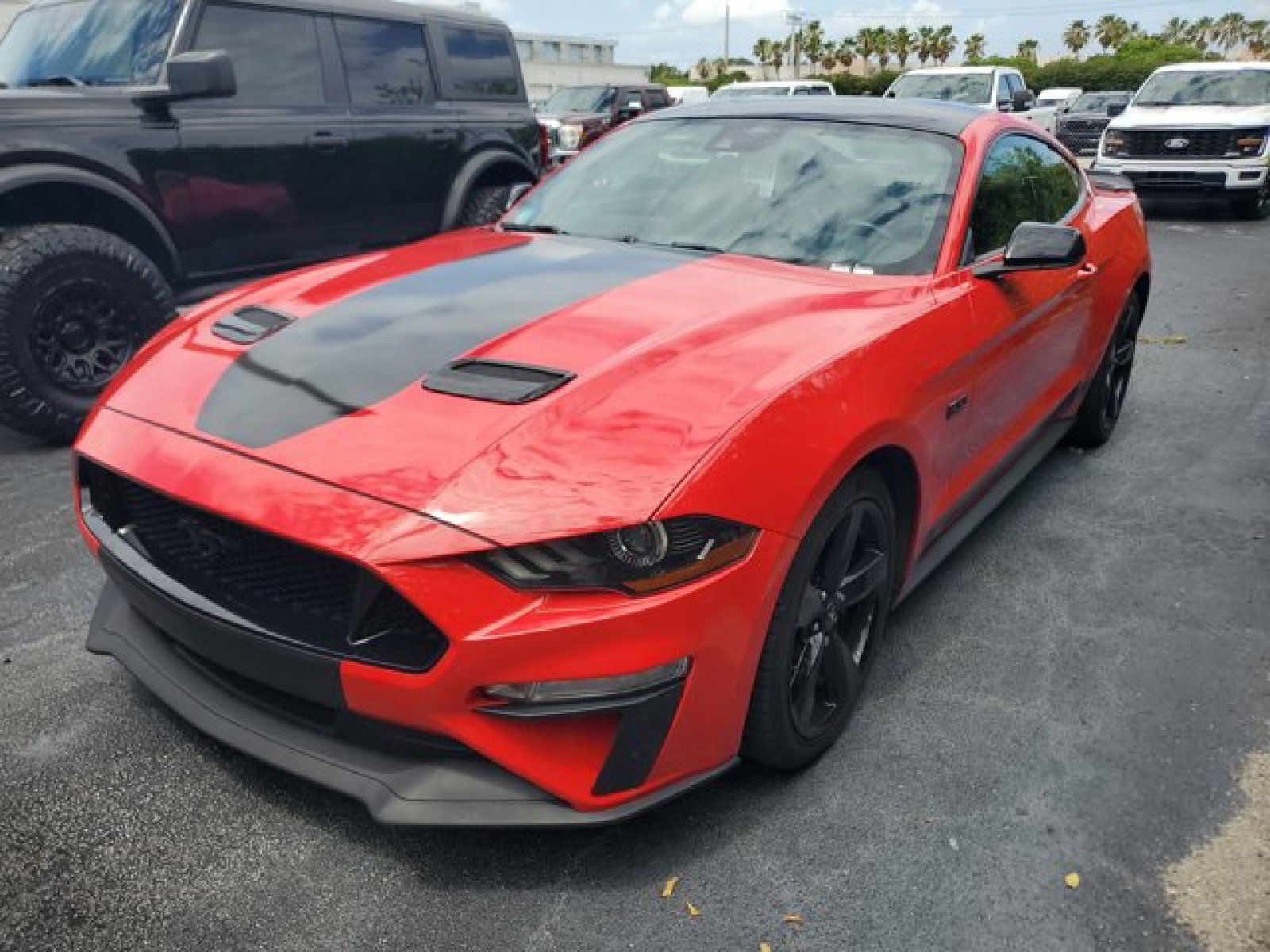 Certified 2021 Ford Mustang GT Premium w/ Carbon Sport Interior Package RWD image 2
