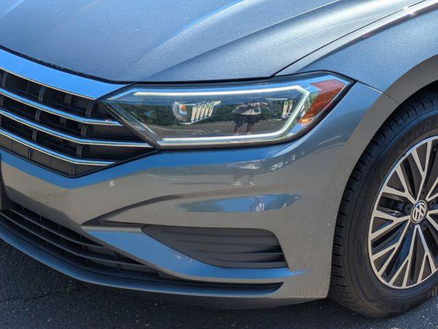 Used 2019 Volkswagen Jetta SEL FWD image 9