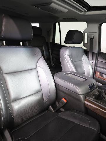 Used 2019 GMC Yukon SLT w/ Graphite Performance Edition AWD/4WD image 8