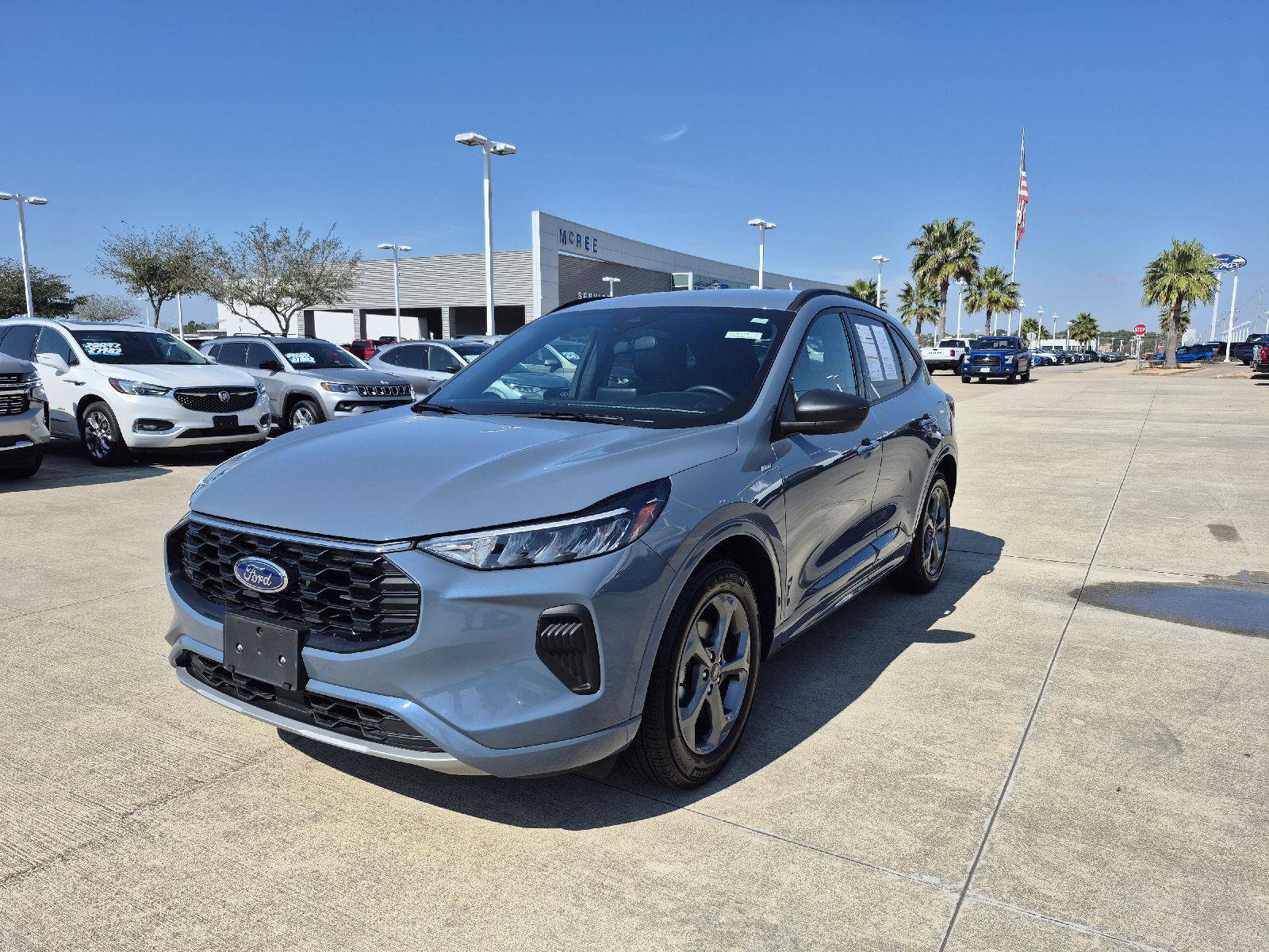 Certified 2024 Ford Escape ST-Line image 1