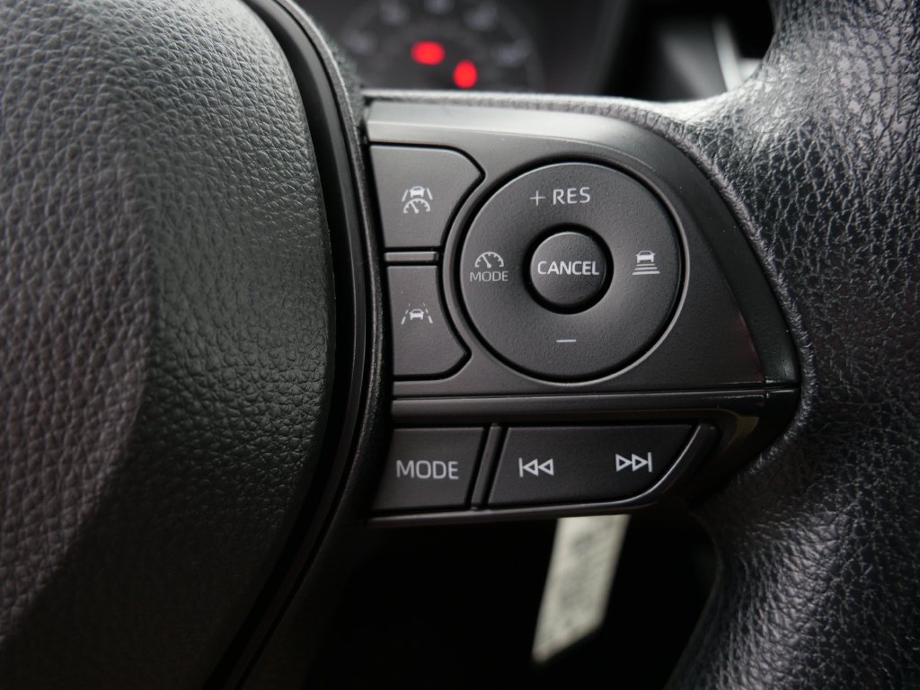 Used 2025 Toyota Corolla LE FWD image 22