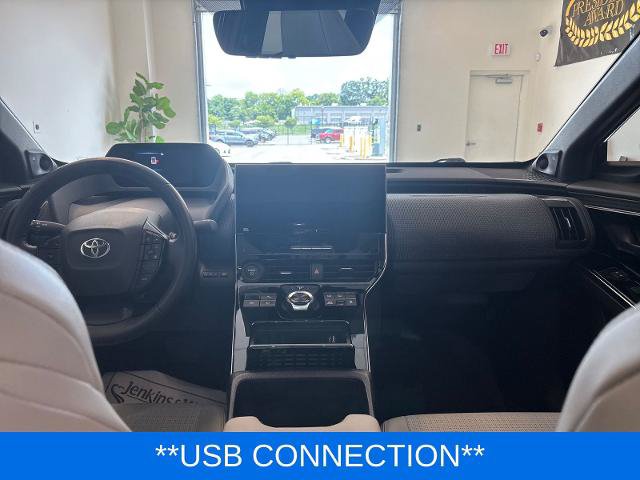 Used 2023 Toyota bZ4X AWD w/ Weather Package image 9