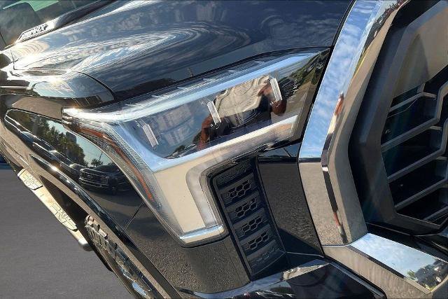 Used 2023 Toyota Tundra Platinum AWD/4WD image 32