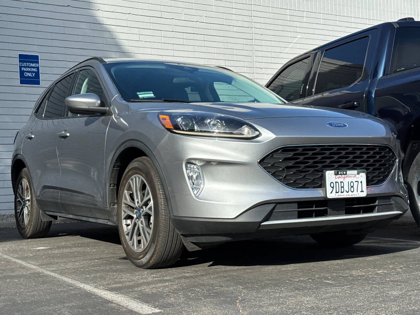 Certified 2022 Ford Escape SEL w/ Technology Package FWD image 3