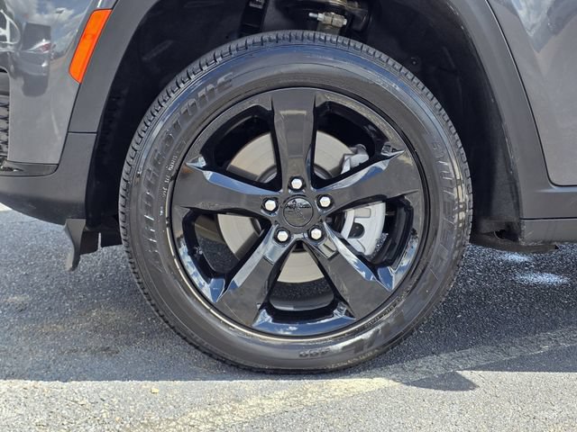 Used 2025 Jeep Grand Cherokee L Altitude AWD/4WD image 35