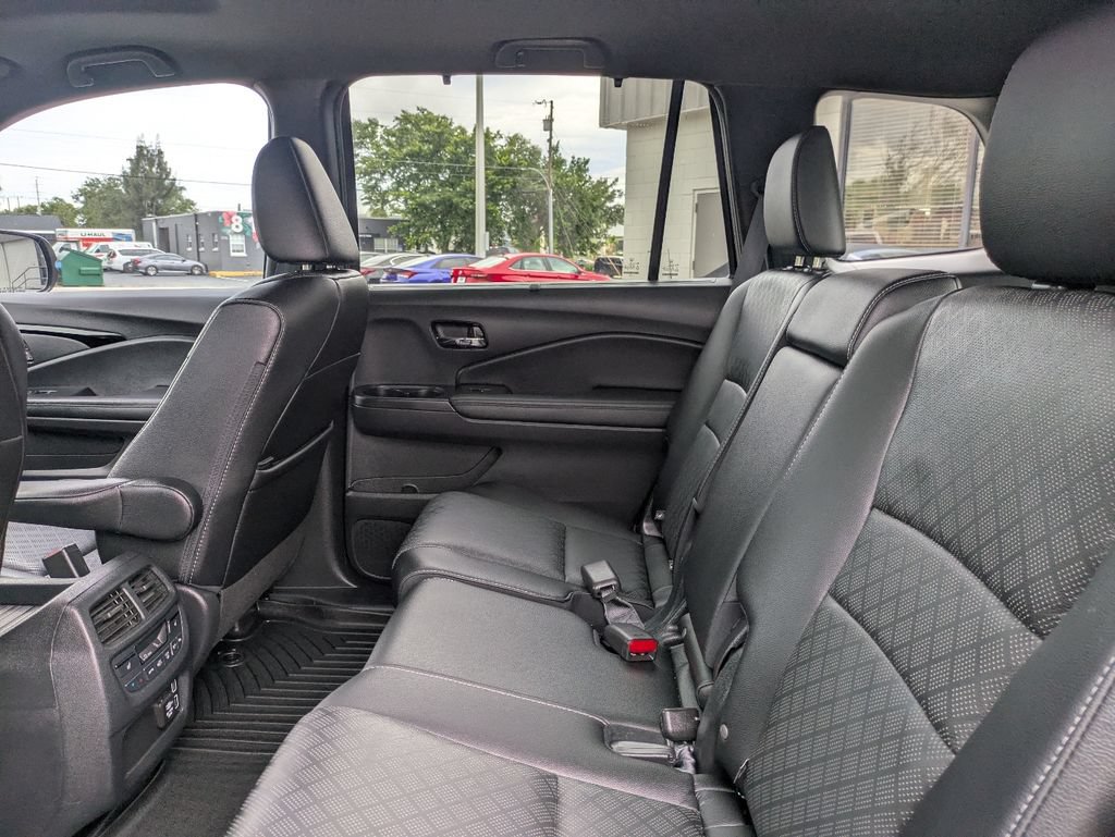 Used 2020 Honda Passport Touring image 14