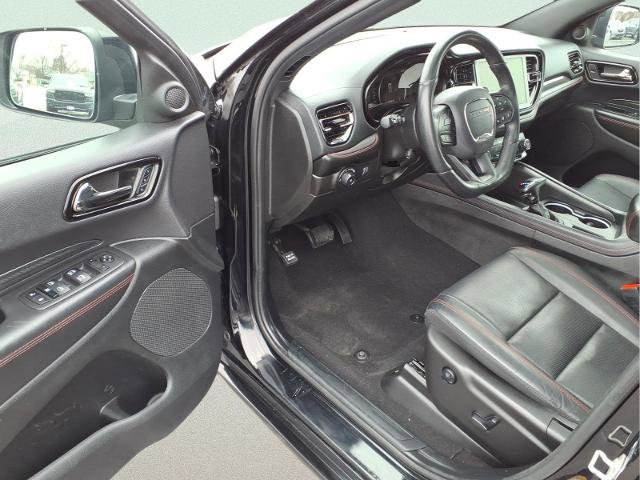 Used 2023 Dodge Durango GT image 9