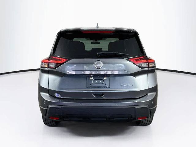 Used 2024 Nissan Rogue SV AWD/4WD image 5