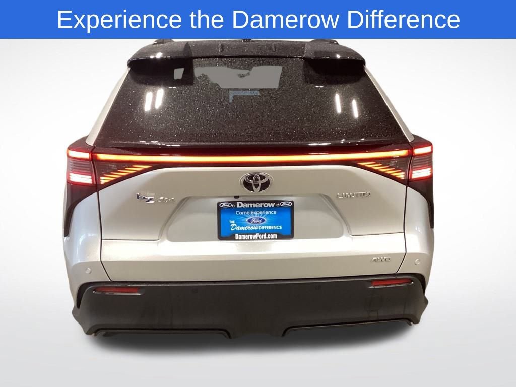 Used 2023 Toyota bZ4X Limited image 4