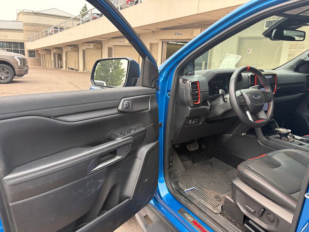 Certified 2025 Ford Ranger Raptor AWD/4WD image 17