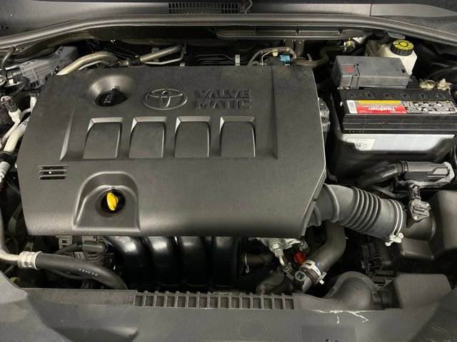 Used 2019 Toyota C-HR XLE image 9