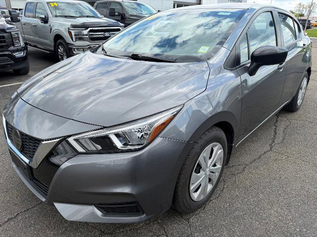 Used 2021 Nissan Versa S FWD image 4