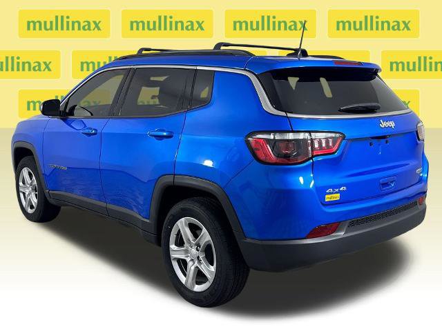 Used 2023 Jeep Compass Latitude w/ Convenience Group AWD/4WD image 11