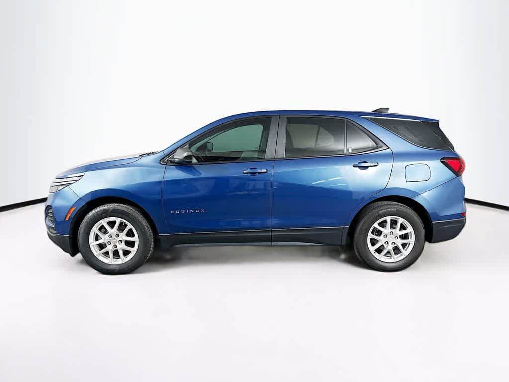 Used 2024 Chevrolet Equinox LS w/ Driver Confidence II Package FWD image 3
