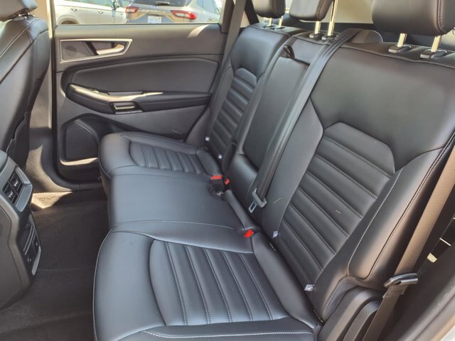 Certified 2024 Ford Edge SEL w/ Convenience Package AWD/4WD image 7