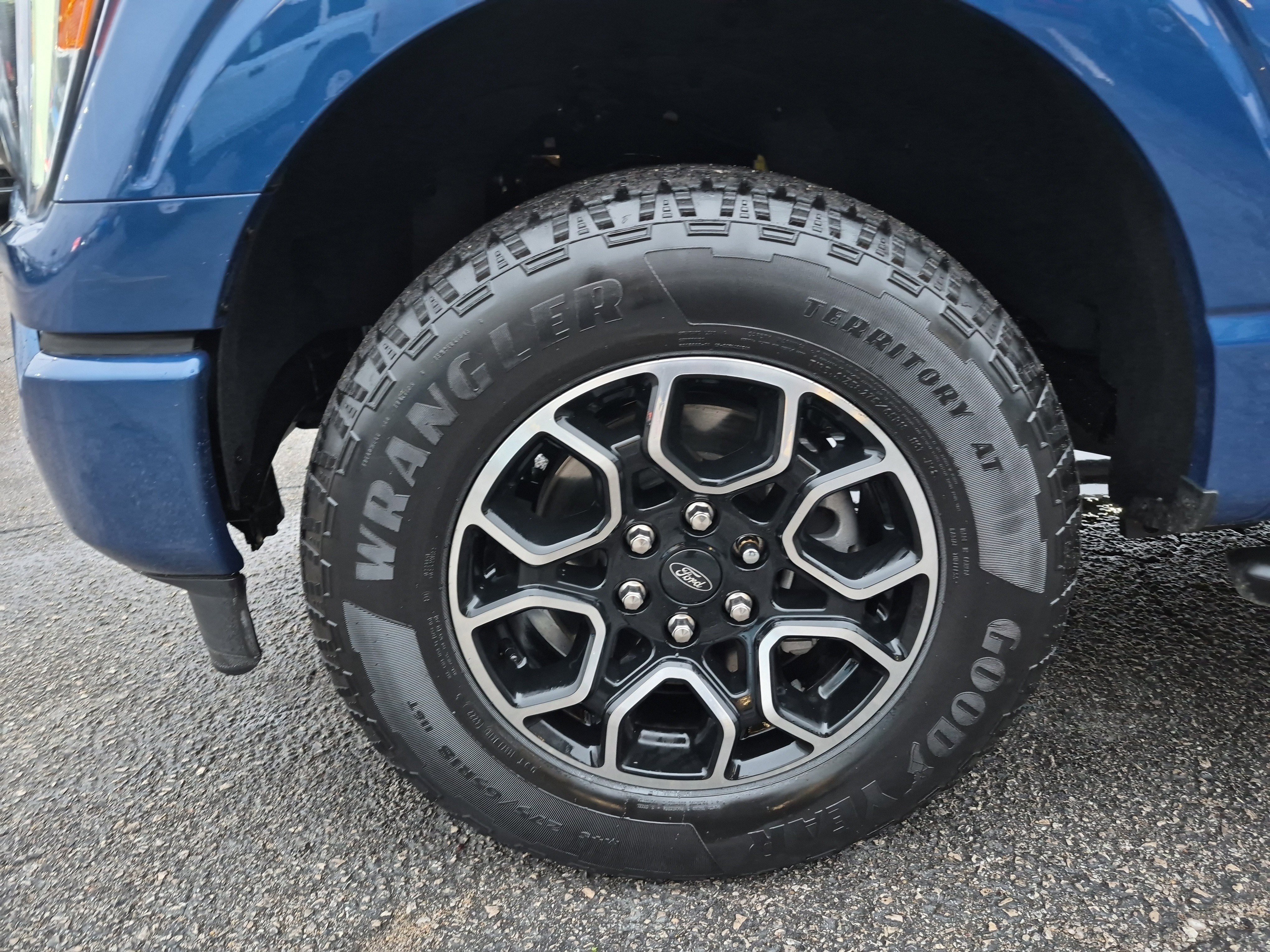 Certified 2023 Ford F150 XLT w/ Equipment Group 302A High image 12