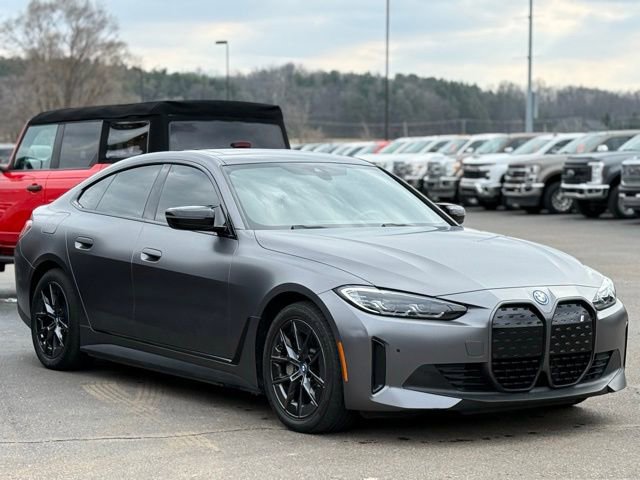 Used 2023 BMW i4 eDrive40 w/ Premium Package image 12