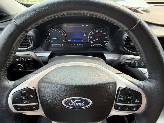 Certified 2023 Ford Explorer XLT w/ Equipment Group 202A AWD/4WD image 18
