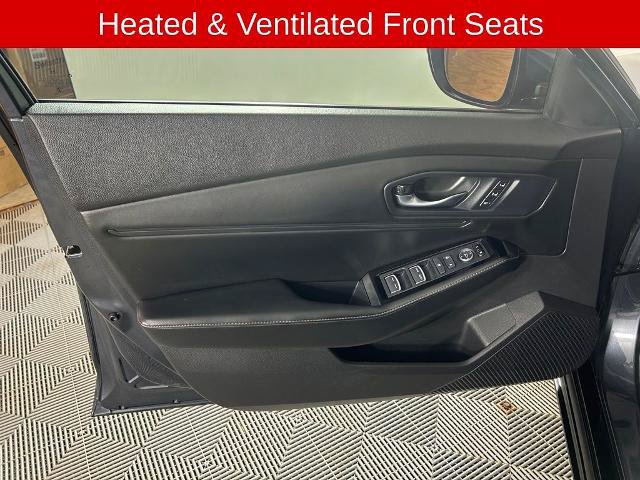 Used 2024 Honda Accord Touring image 9
