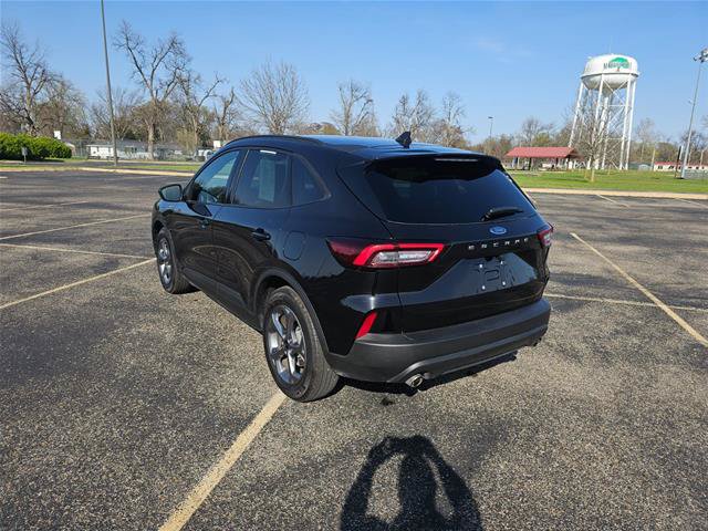 Certified 2025 Ford Escape ST-Line FWD image 7