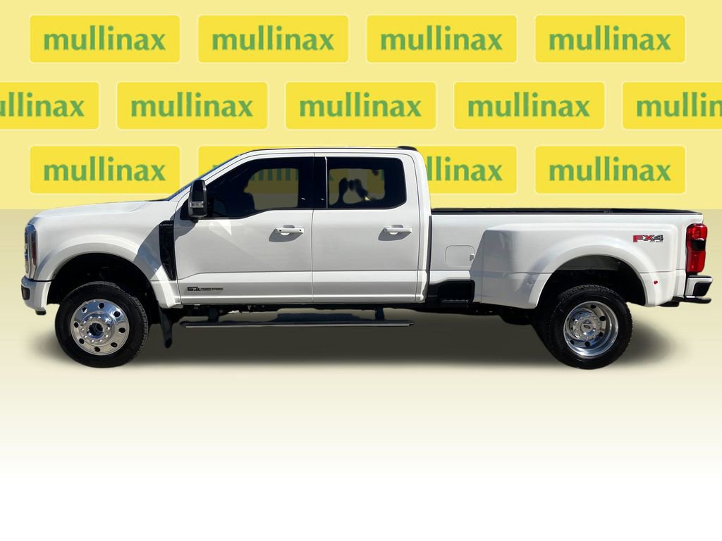 Certified 2025 Ford F450 Platinum w/ FX4 Off-Road Package AWD/4WD image 10