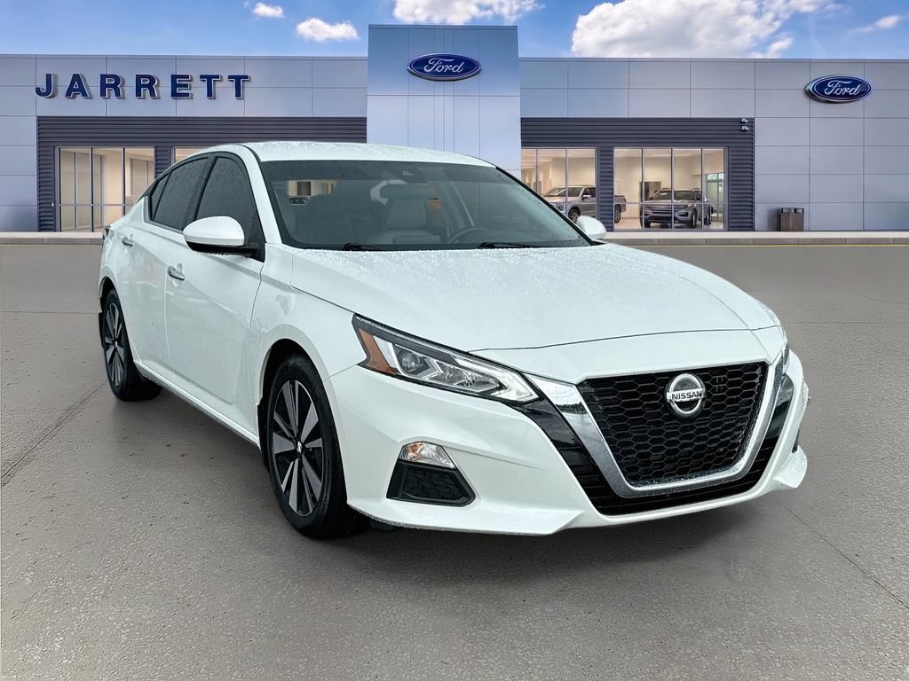 Used 2022 Nissan Altima 2.5 SV