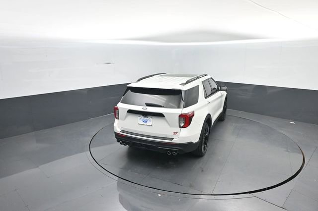 Certified 2022 Ford Explorer ST w/ Equipment Group 401A image 32