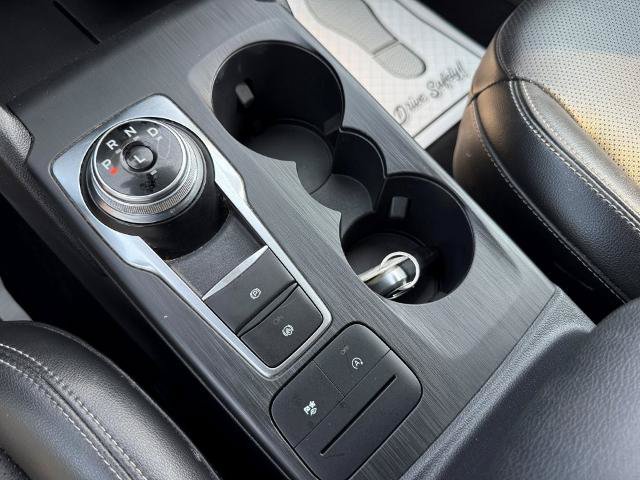 Certified 2020 Ford Escape SEL FWD image 31