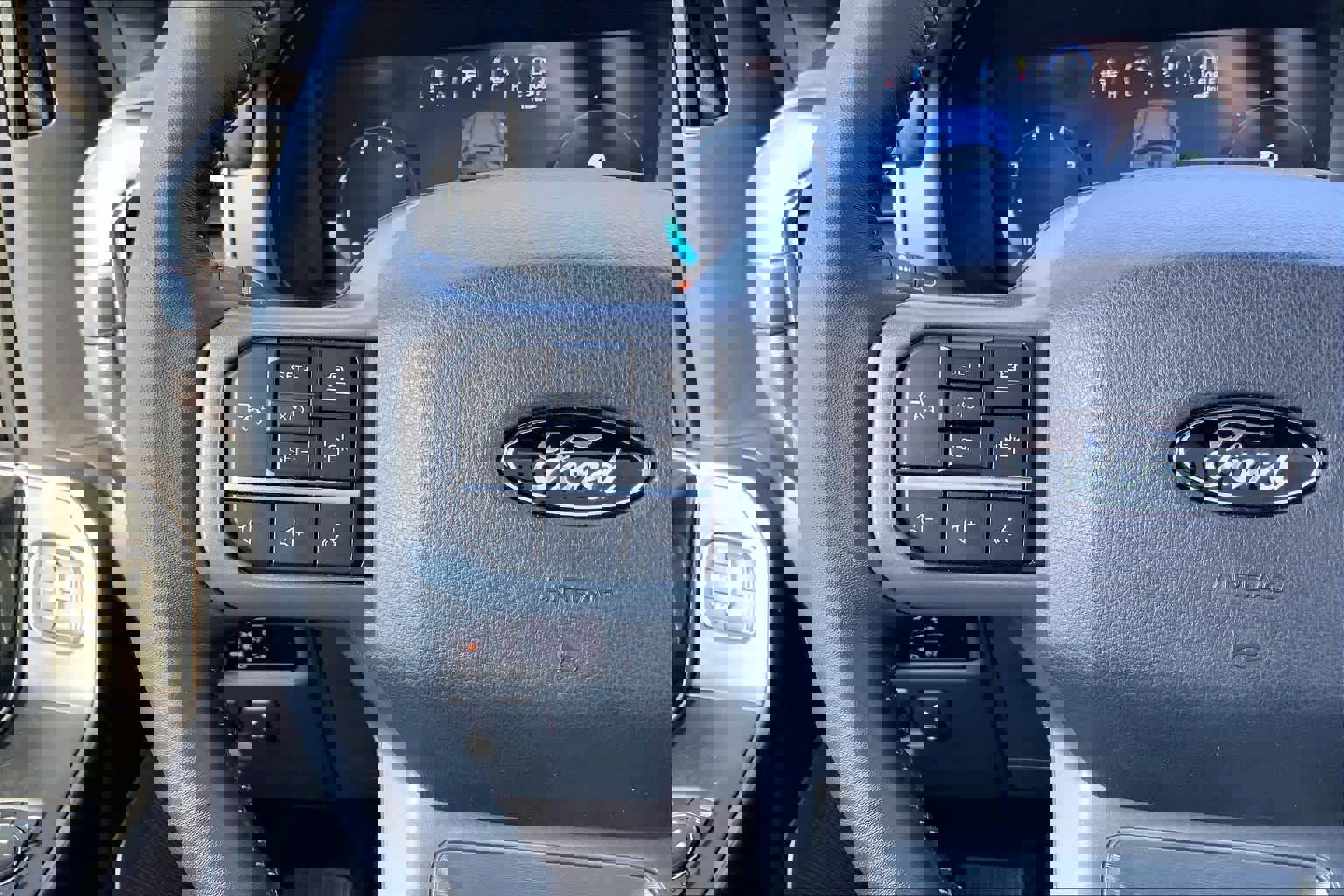 Certified 2024 Ford F150 Lariat w/ Equipment Group 502A High image 24