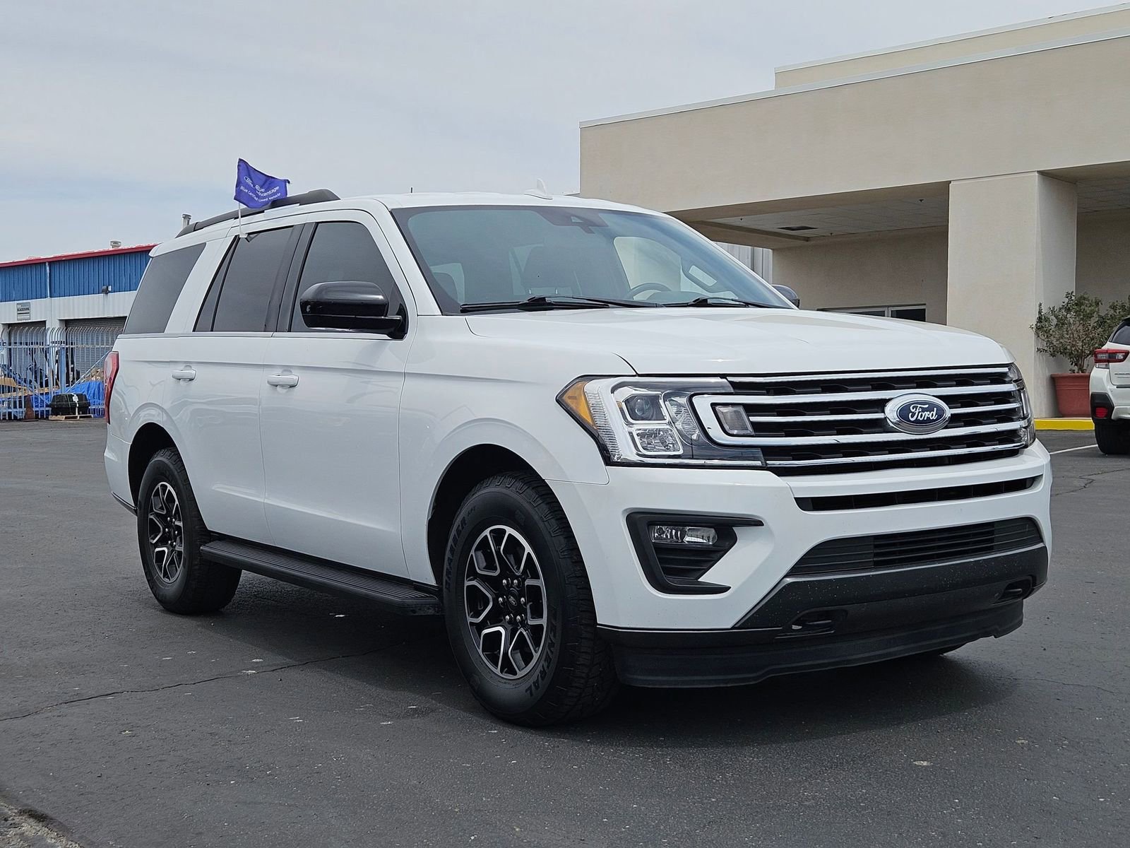 Certified 2021 Ford Expedition XL AWD/4WD image 3