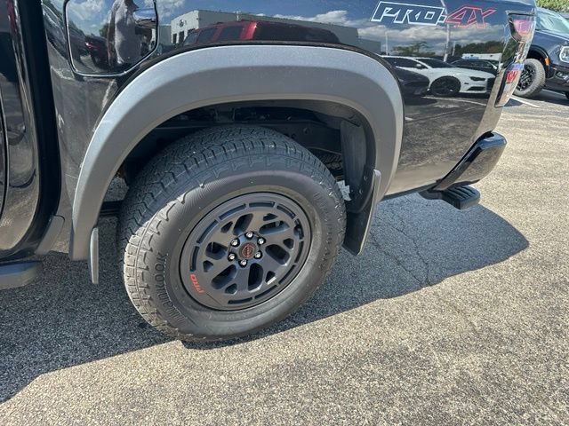 Used 2025 Nissan Frontier PRO-4X AWD/4WD image 7