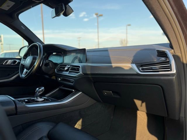 Used 2022 BMW X5 xDrive40i AWD/4WD image 19