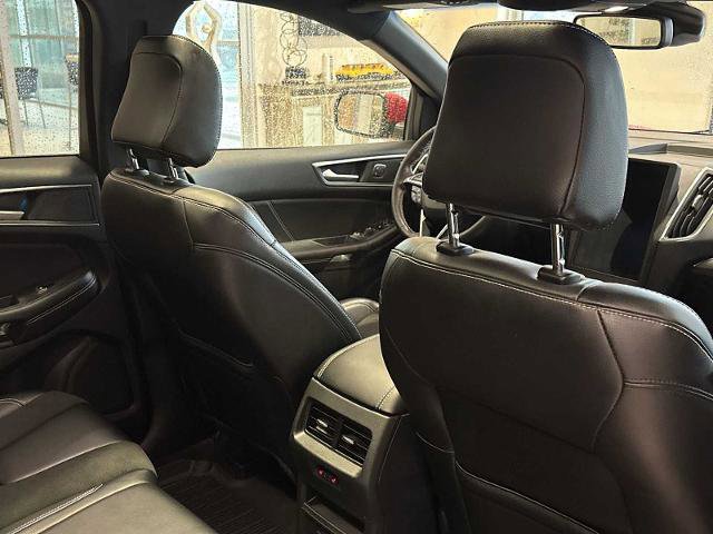 Certified 2022 Ford Edge ST w/ Equipment Group 401A image 27