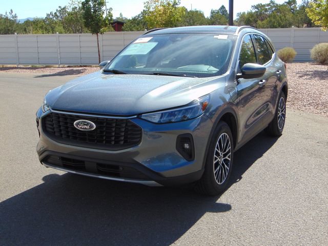 Certified 2026 Ford Escape SE FWD image 9
