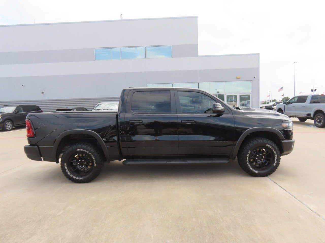 Used 2026 RAM 1500 Rebel w/ Advanced Safety Group II AWD/4WD image 10