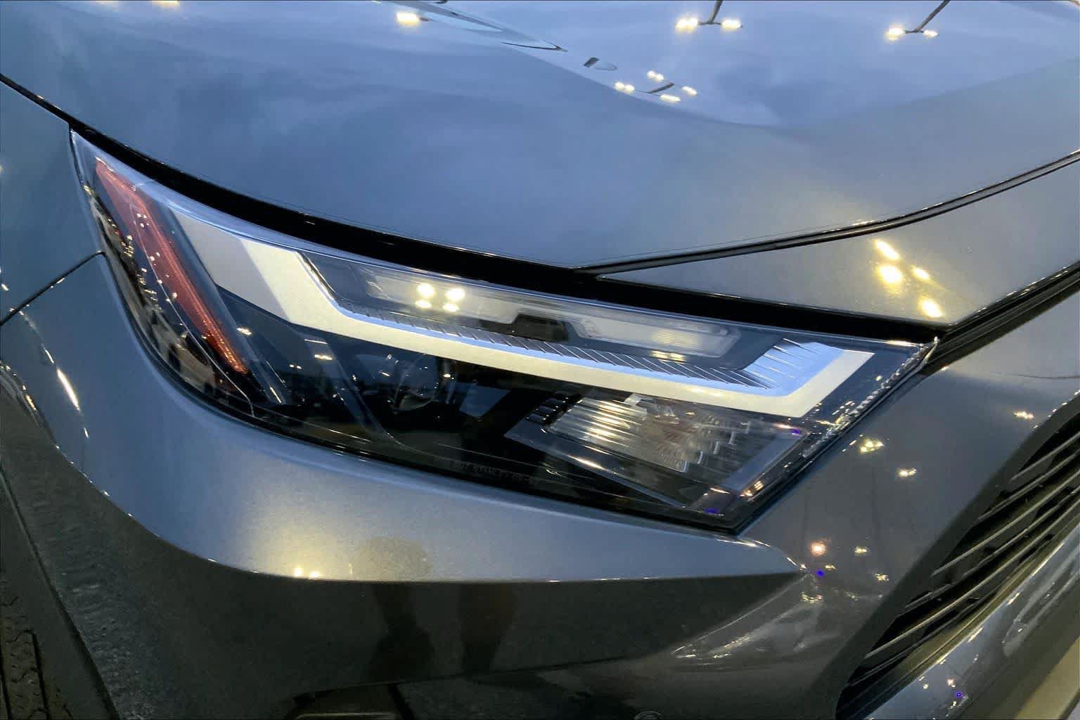 Used 2023 Toyota RAV4 XLE Premium FWD image 26
